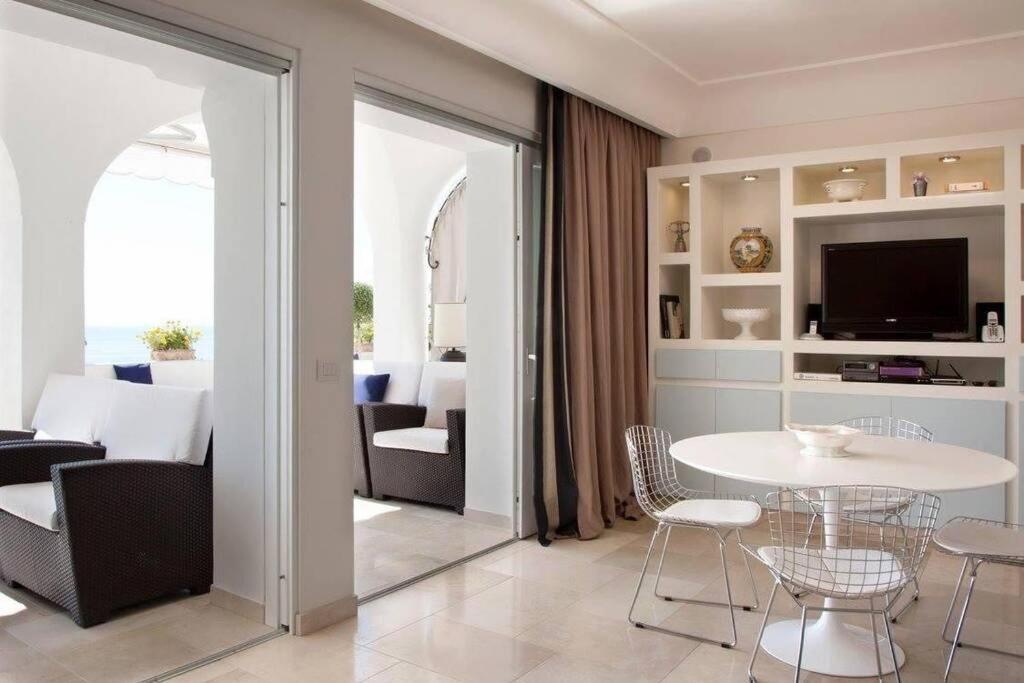 Villa Le Stelle กาปรี ภายนอก รูปภาพ